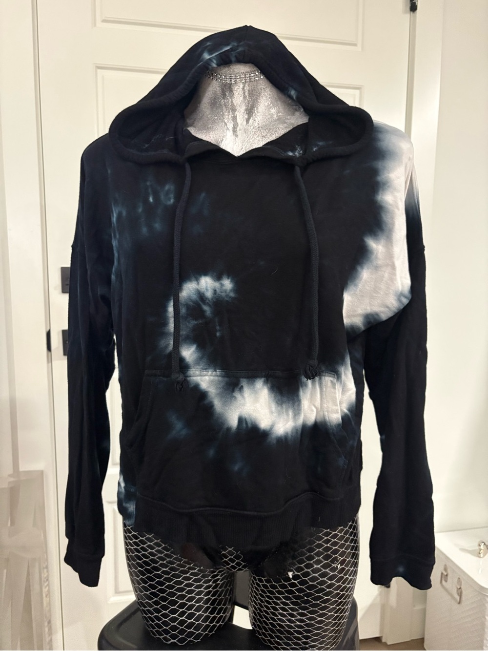 Harlow Black & White Tie-Dye Pullover Hoodie